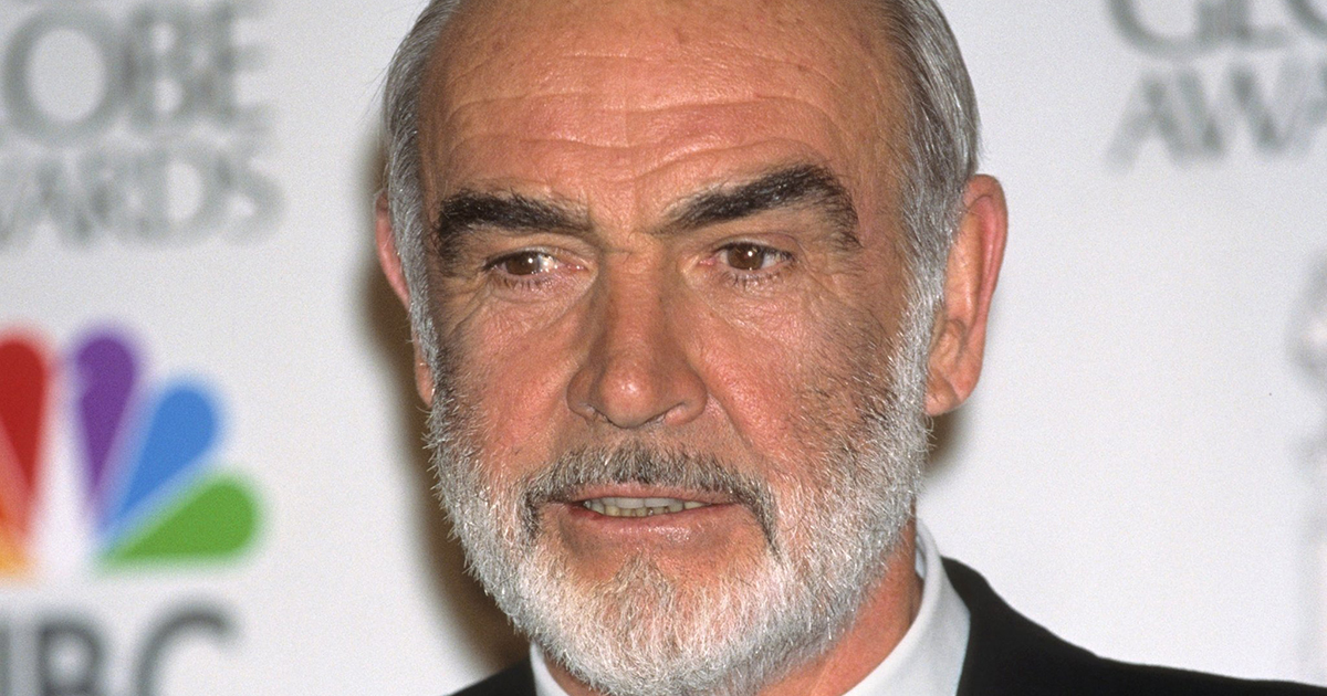 «¡El abuelo se sentiría avergonzado!»: La nieta de Sean Connery seduce a los hombres con su elegante apariencia.