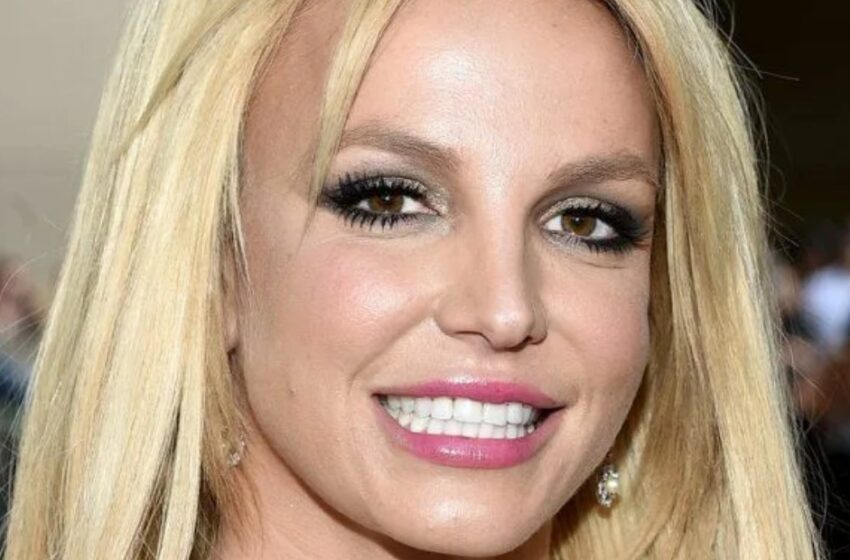  “Los hijos de Britney Spears crecen para convertirse en apuestos jóvenes”: ¿Cómo lucen ahora?