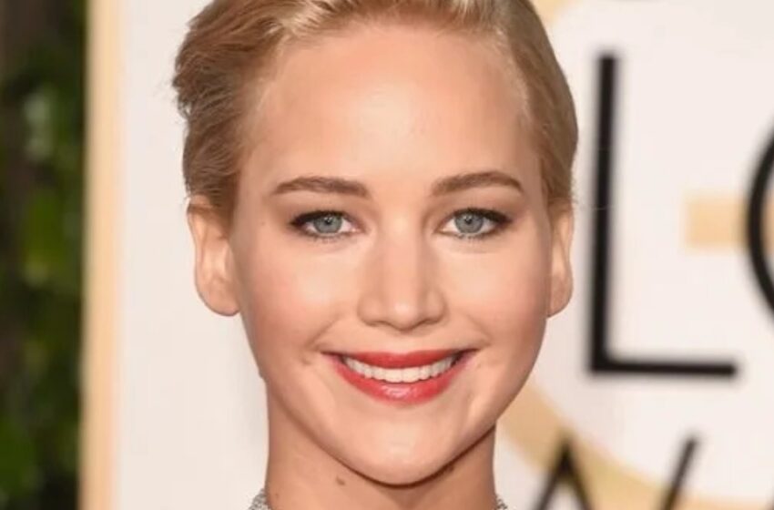  “¡Jennifer Lawrence presume su pancita de embarazo: captada por los paparazzi por primera vez!” – ¿Cómo luce ahora?