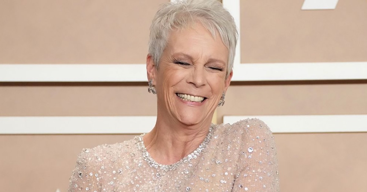 “¡Ella realmente inspira!” Jamie Lee Curtis, de 65 años, mostró su figura esbelta en pantalones cortos negros.