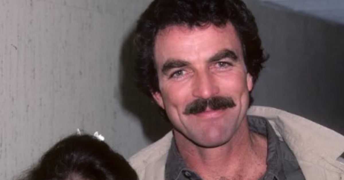 Tom Selleck hizo una aparición pública con su hija ya adulta: ¡Fotos raras de la belleza con largas piernas!