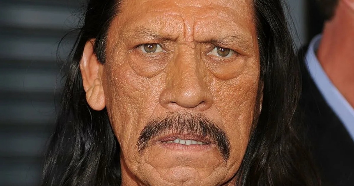 “De una Vida de Prisión y Drogas a la Fama en Hollywood”: La Historia de Danny Trejo a los 80 Años!