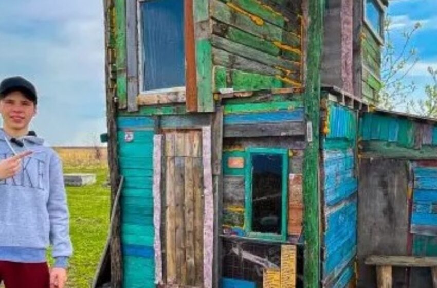  ¡Un Escolar Pasó 7 Años Construyendo una Casa: ¡Esto es lo que Creó!