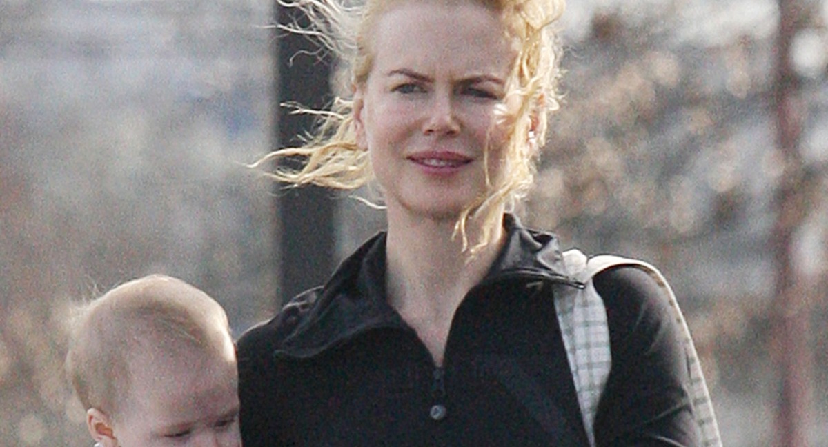 La hija adoptiva de Nicole Kidman, con quien no ha hablado en años: ¡Raras fotos de la joven!