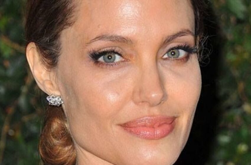  Los fanáticos están decepcionados por las nuevas fotos de Angelina Jolie: “¿Por qué se ve así?”