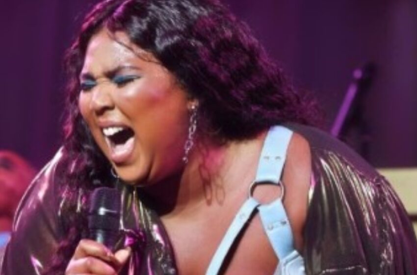  ¡Lizzo sorprende a sus fans con su apariencia de “tan delgada” después de una dramática pérdida de peso: sus fotos del antes y después!