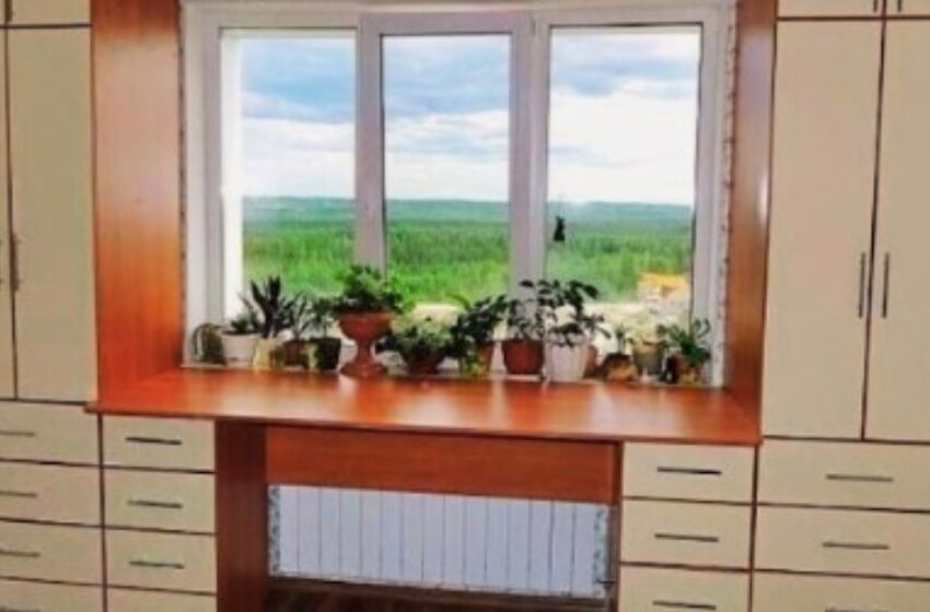  ¡Maximiza tu espacio con armarios elegantes alrededor de las ventanas! ¡El truco de diseño que necesitas!