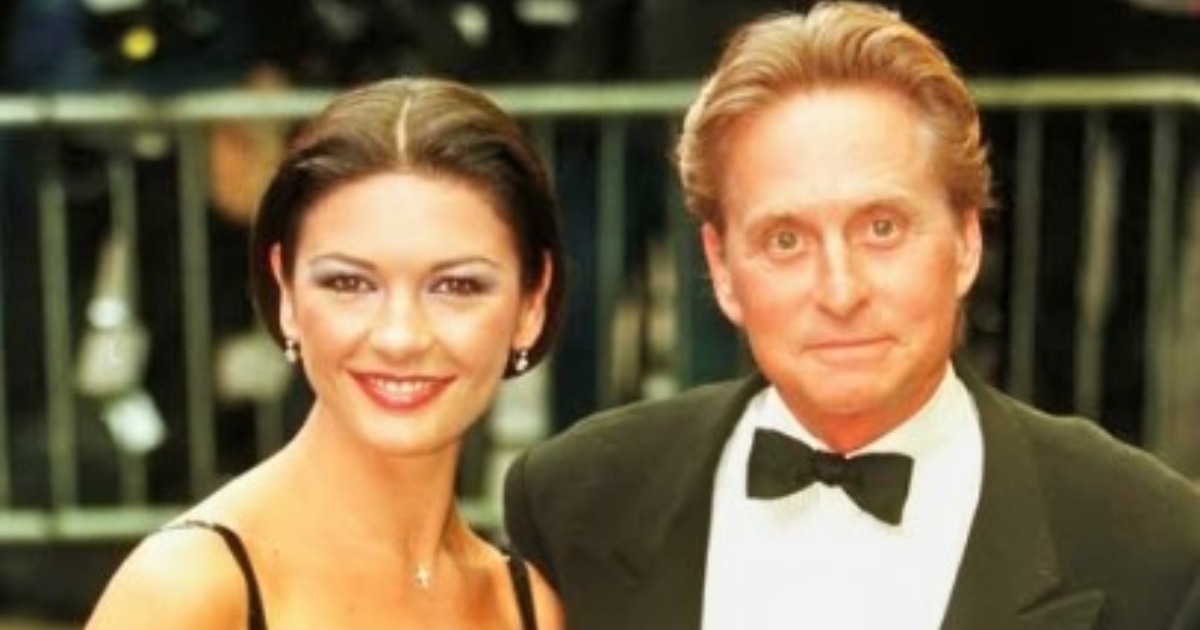 Catherine Zeta-Jones, de 55 años, comparte una rara foto con su esposo de 80 años, Michael Douglas: ¿Cómo lucen?