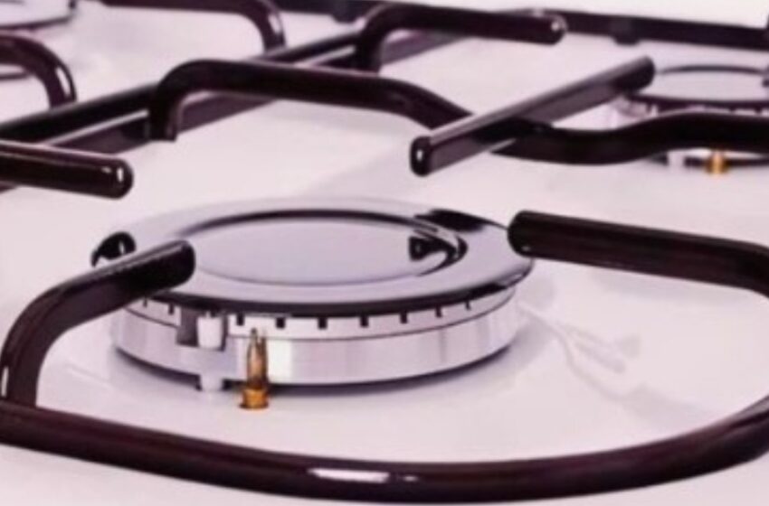  “¡Brillo sin esfuerzo!”: El truco sencillo para limpiar cualquier parrilla de estufa.