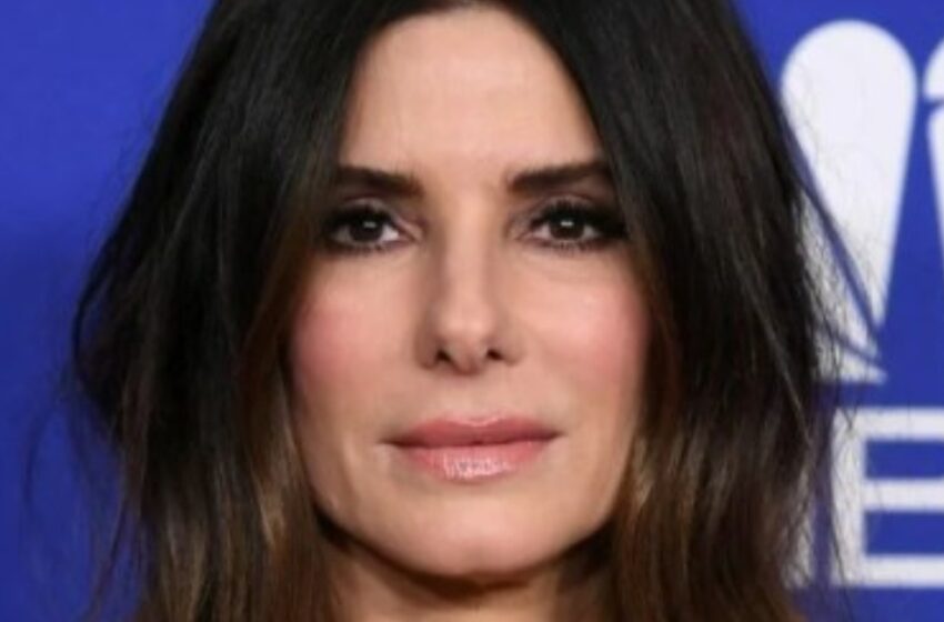  ¿”Demasiado bótox?”: ¡Los fans reaccionan al sorprendente aspecto de Sandra Bullock a los 60!