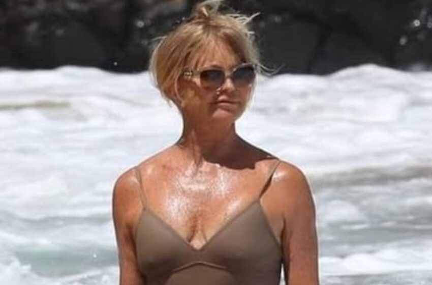  ¡Goldie Hawn, de 78 años, causa revuelo con sus fotos en traje de baño durante sus vacaciones: descubre por qué!