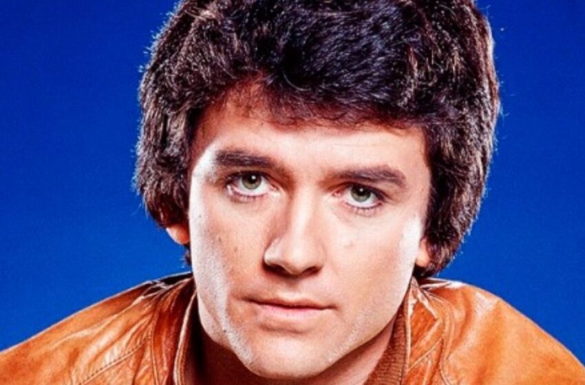 ¡Icono de la televisión de los 80 encuentra el amor nuevamente a los 71 años después de 43 años de matrimonio: ¡Sus nombres y fotos!