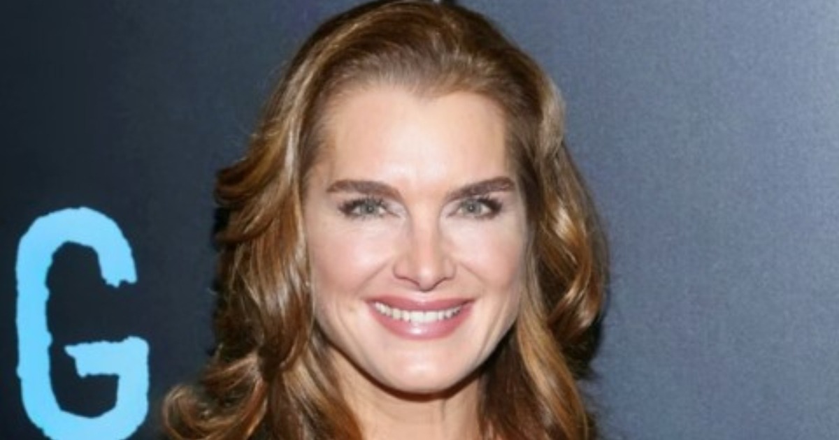 ¡Brooke Shields fue criticada por verse “dolorosamente delgada” e irreconocible!: ¿Cómo se ve?