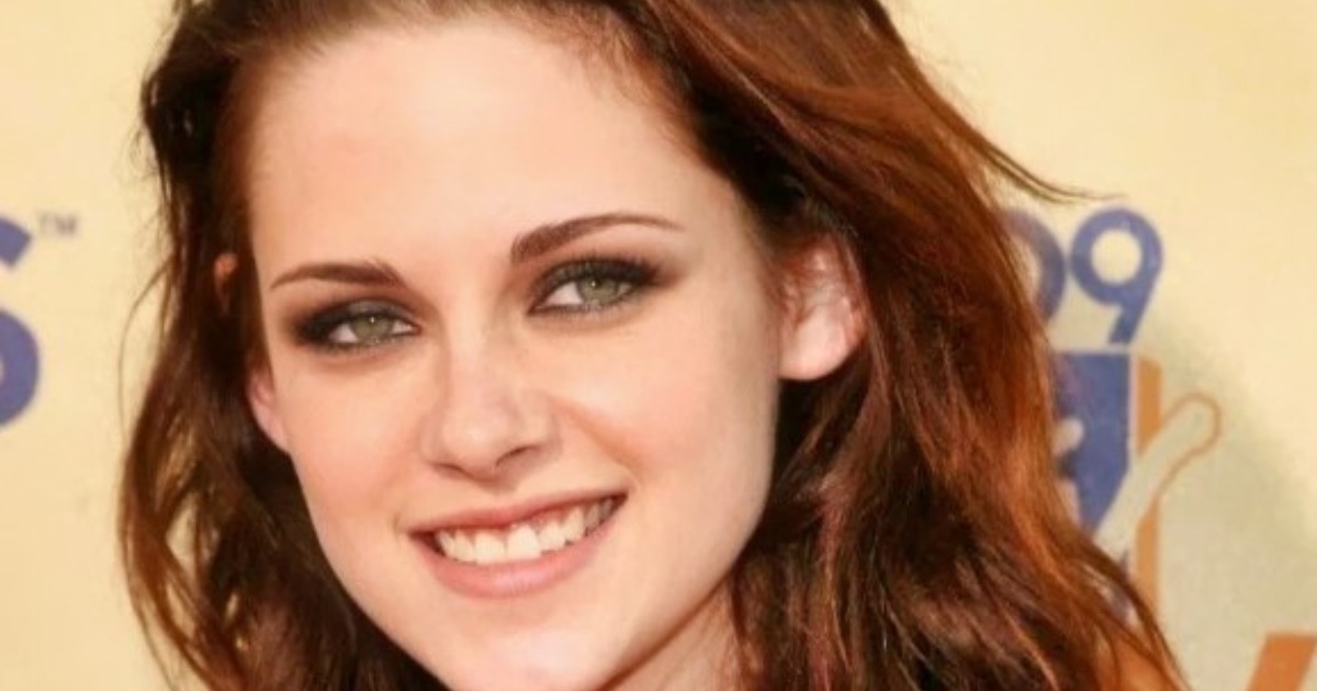 Kristen Stewart Llama La Atención En Nueva York Con Lencería Audaz Y Tacones Rojos: ¡Las Reacciones No Se Hacen Esperar!