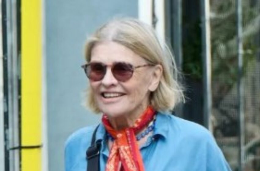 ¡Leyenda de Hollywood a los 85! Fotos sorpresa de los paparazzi revelan una transformación hermosa e inesperada.