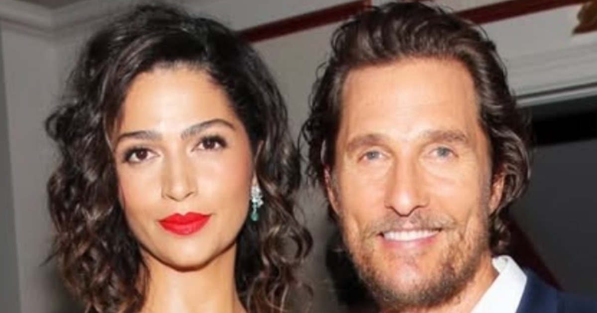 “¡Son como copias exactas de su madre!”: Los hijos de Matthew McConaughey causan revuelo con una rara aparición pública.