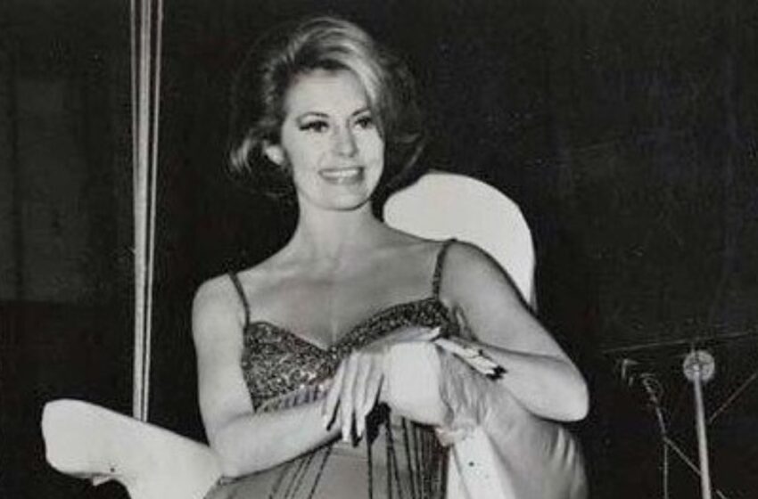  De Ícono del Baile a Leyenda Eterna: ¡Mira Cómo Esta Estrella de Hollywood Ha Envejecido Con Gracia!