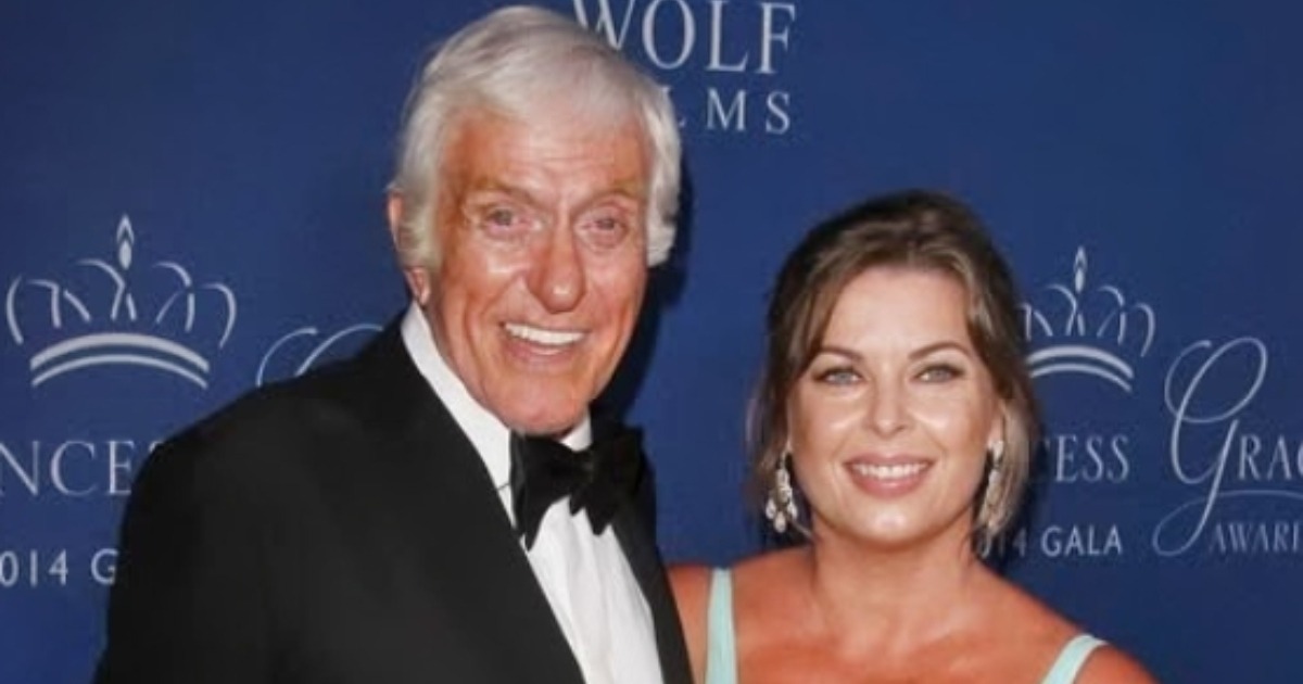 A los 99 años, Dick Van Dyke reflexiona sobre su improbable historia de amor con su esposa, 46 años más joven: ¡Mira sus fotos raras y descubre más!