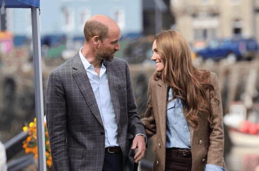El Príncipe William y Kate Middleton celebran 14 años con una rara foto: ¡pero un detalle ha hecho hablar a los fanáticos!