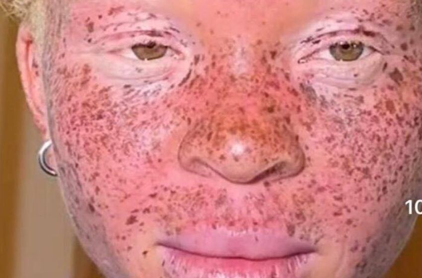  ¡Su nuevo look tiene a todos hablando! ¿¡Puedes siquiera reconocerla!?