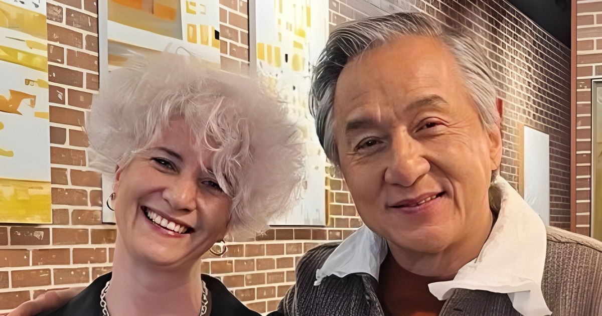 ¡Jackie Chan tiene 71 años y sus fans están sorprendidos por su reciente apariencia! ¡Mira las fotos de las que todos están hablando!