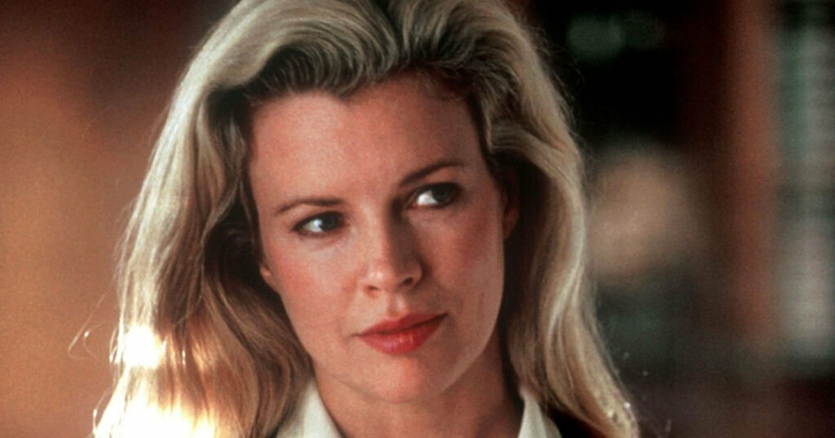 «La estrella es irreconocible»: ¡Kim Basinger, de 70 años, fue fotografiada en público por primera vez en un año!