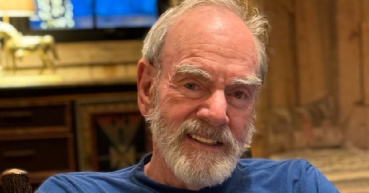 ¡Leyenda de la música de los 70 se aleja del ojo público tras ser diagnosticado con Parkinson!: ¡Mira qué ocurrió!