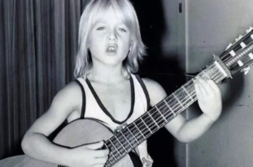 ¿Puedes adivinar a qué estrella de la música country pertenece esta foto de su infancia?: Nicole Kidman una vez le salvó la vida