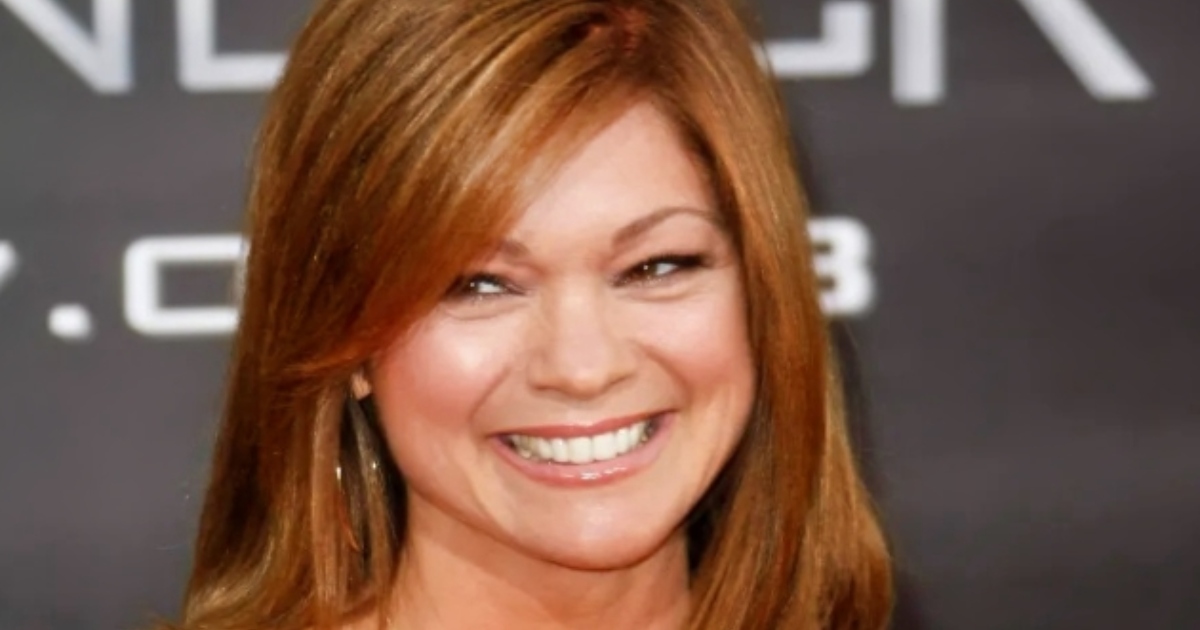 ¡Valerie Bertinelli deja a sus fans sin aliento a los 65 años al abrazar con valentía su figura auténtica! ¡Mira las fotos!