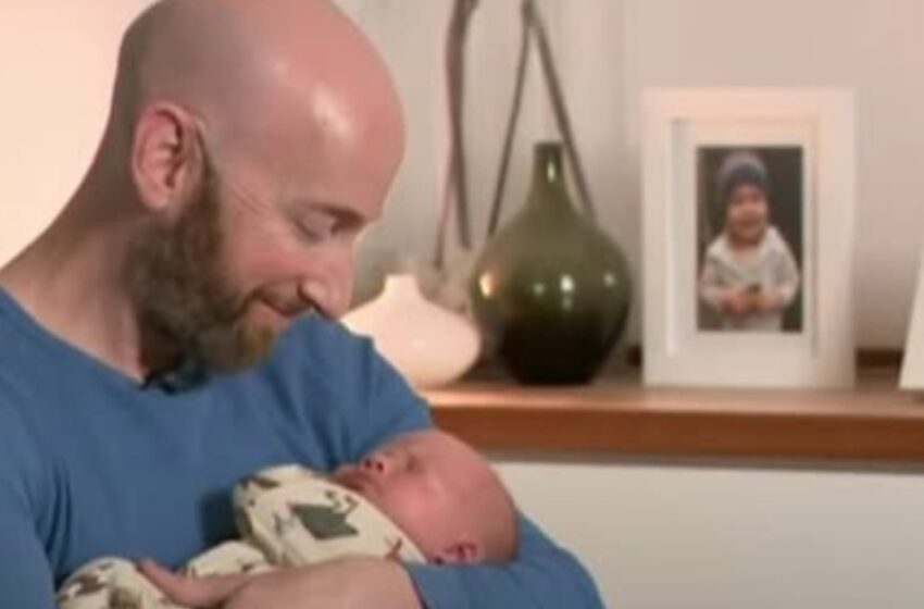  ¡Hombre soltero gay hace historia con el nacimiento de su hijo mediante gestación subrogada! ¡Mira las fotos!