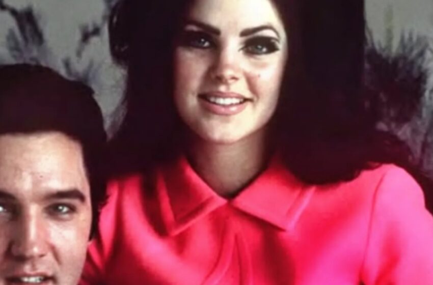  ¡Las nietas de Elvis a los 17 años!: Los fans quedan impactados por su asombroso parecido con el Rey